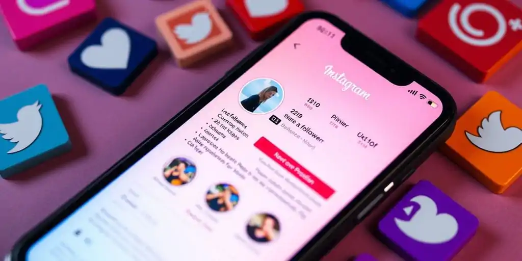 Quer fazer seu Instagram decolar?  O segredo está em criar conteúdo de qualidade que engaje seu público!  Descubra como criar posts irresistíveis e atrair mais seguidores.  #instagram #crescimentodigital #conteudodevalor #dicasdeinstagram